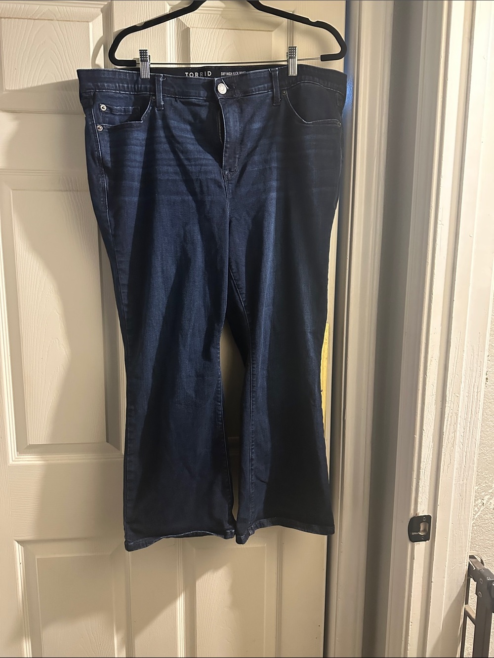torrid sky high kick boot super soft Dark Blue Flare Wide-Leg Jeans